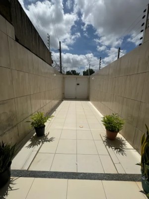 thumbnail--685089a735dd7.webp