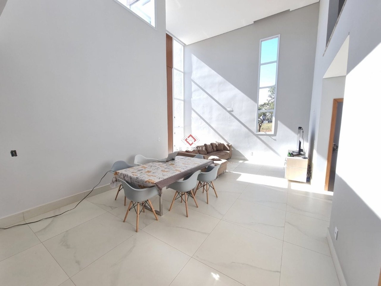 thumbnail--6a0499e03301c.webp