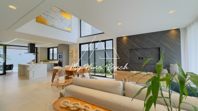 thumbnail--6a6104eda529e.webp