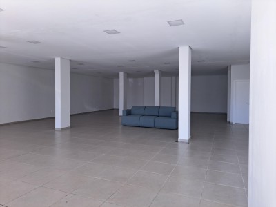 thumbnail-sala-comercial-frei-eug-nio-3-651f19664c95a.wepb