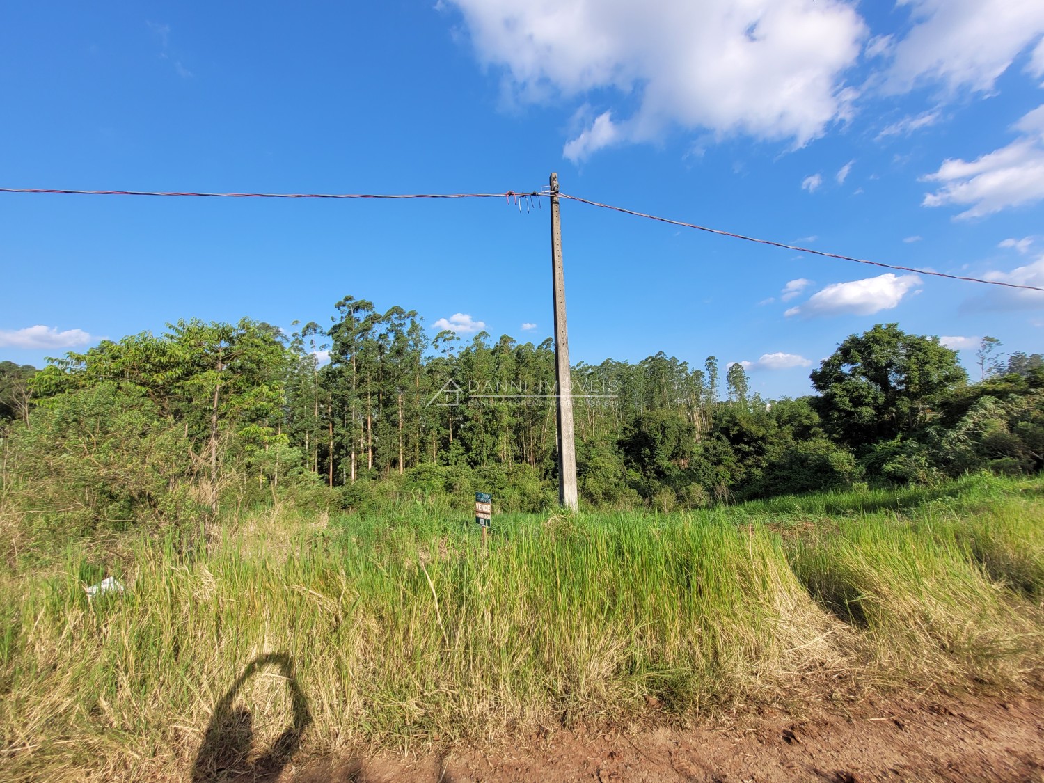 thumbnail-20231211-172348-65789578b577a.wepb