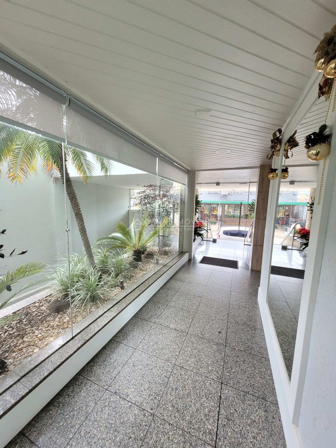 thumbnail-20231130-083457-6572f6dd0effe.wepb