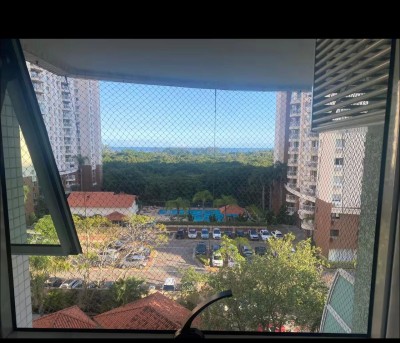 thumbnail--6a0229060d05c.webp