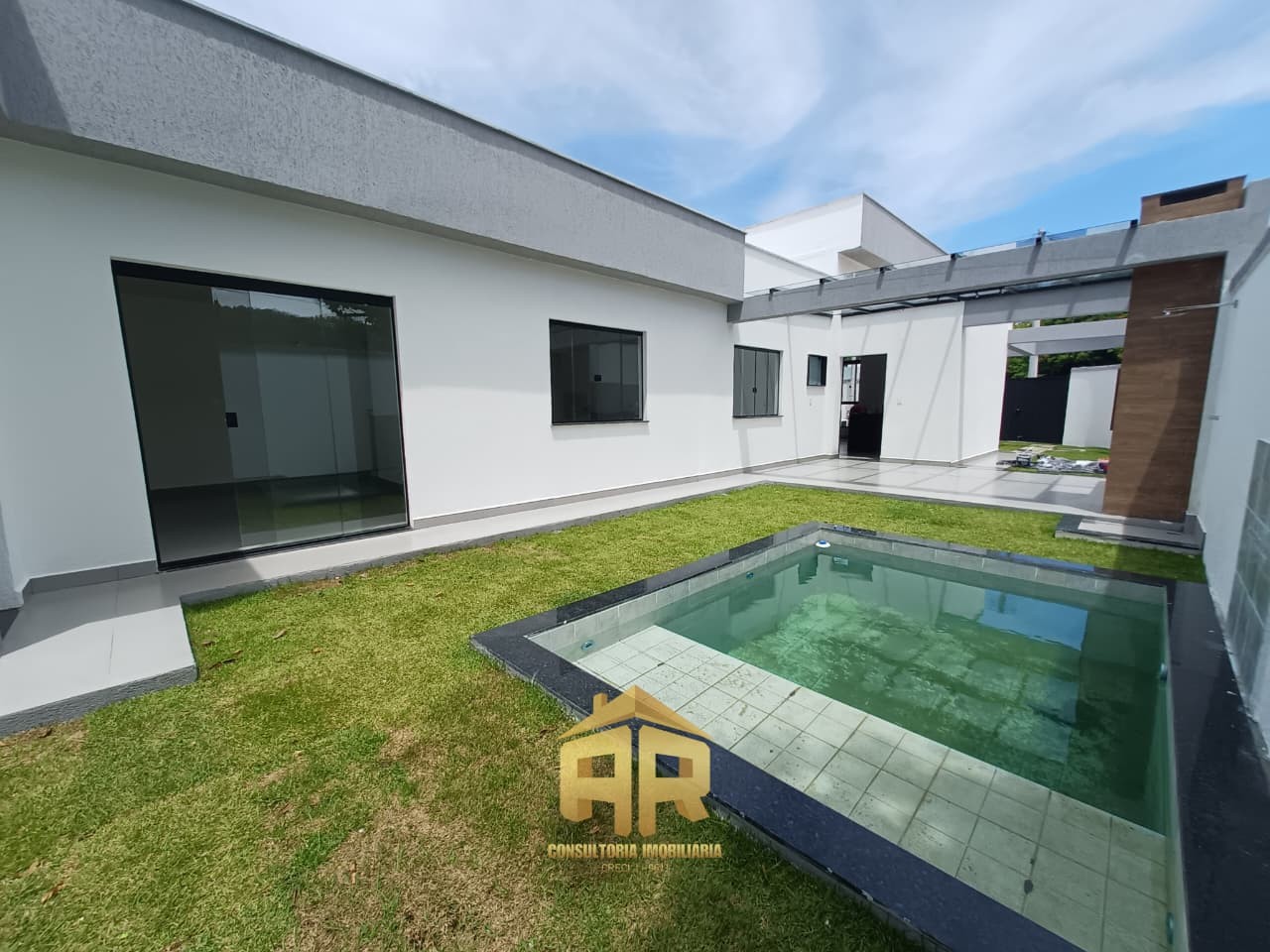 thumbnail--69a31b041636e.webp