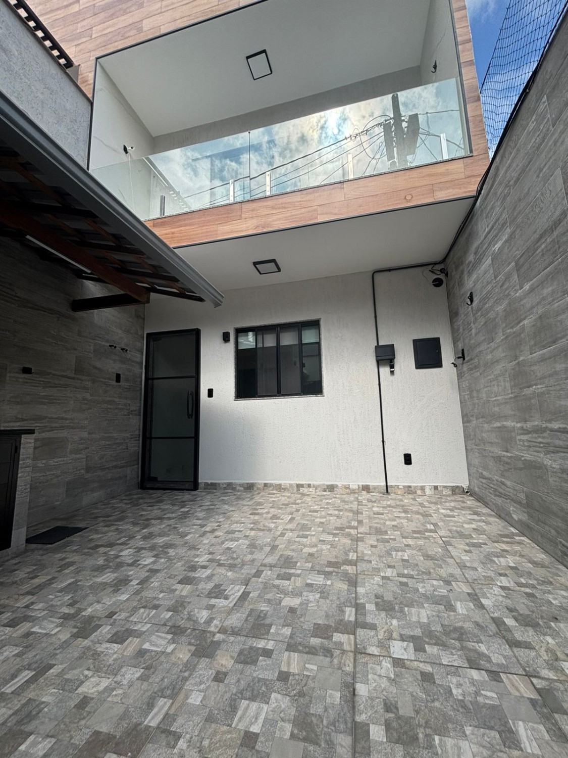 thumbnail--6a2b12f7687e3.webp