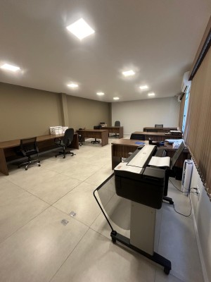 thumbnail--6a617f438571d.webp