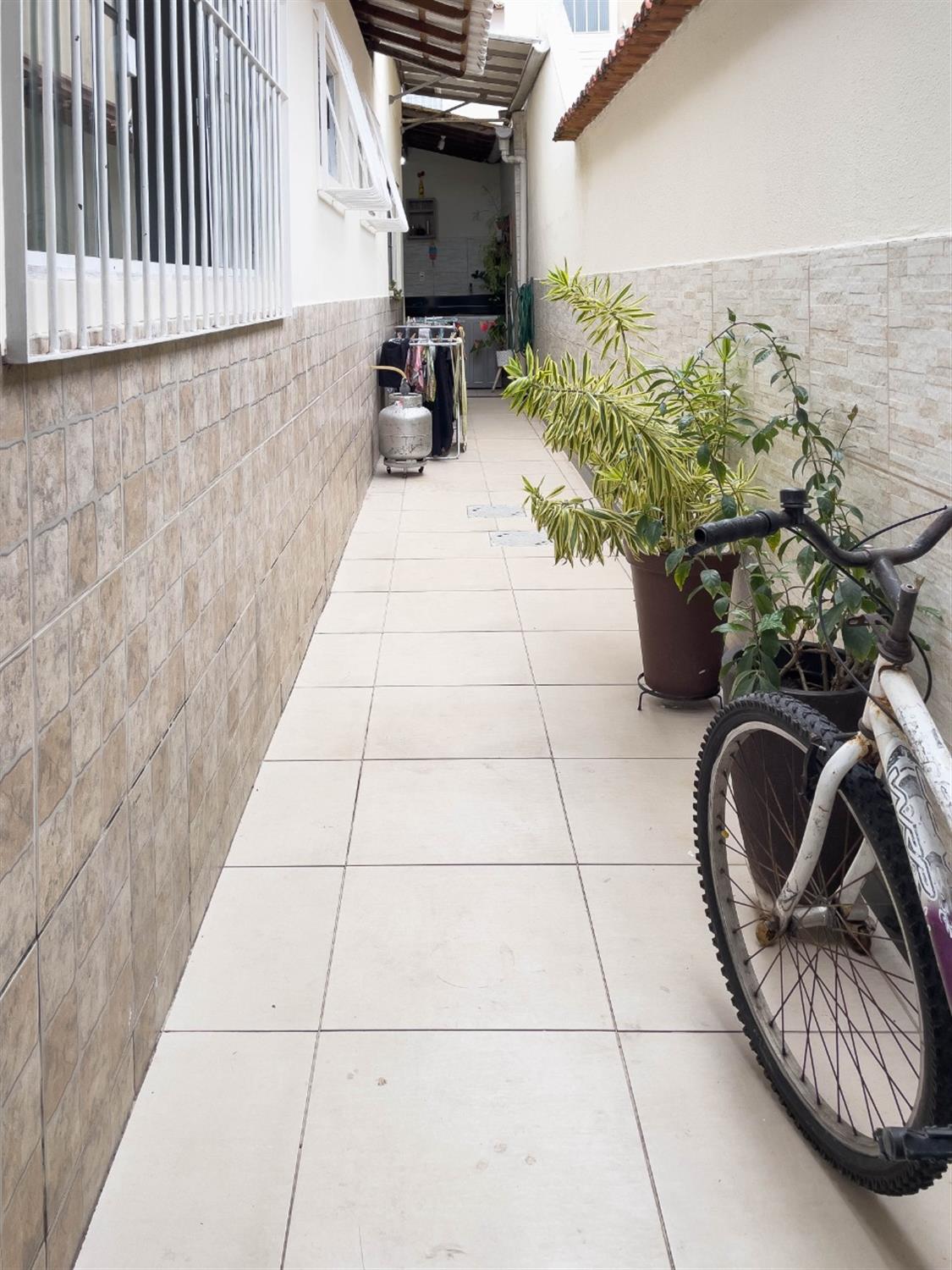 Casa à venda com 4 quartos, 254m² - Foto 29