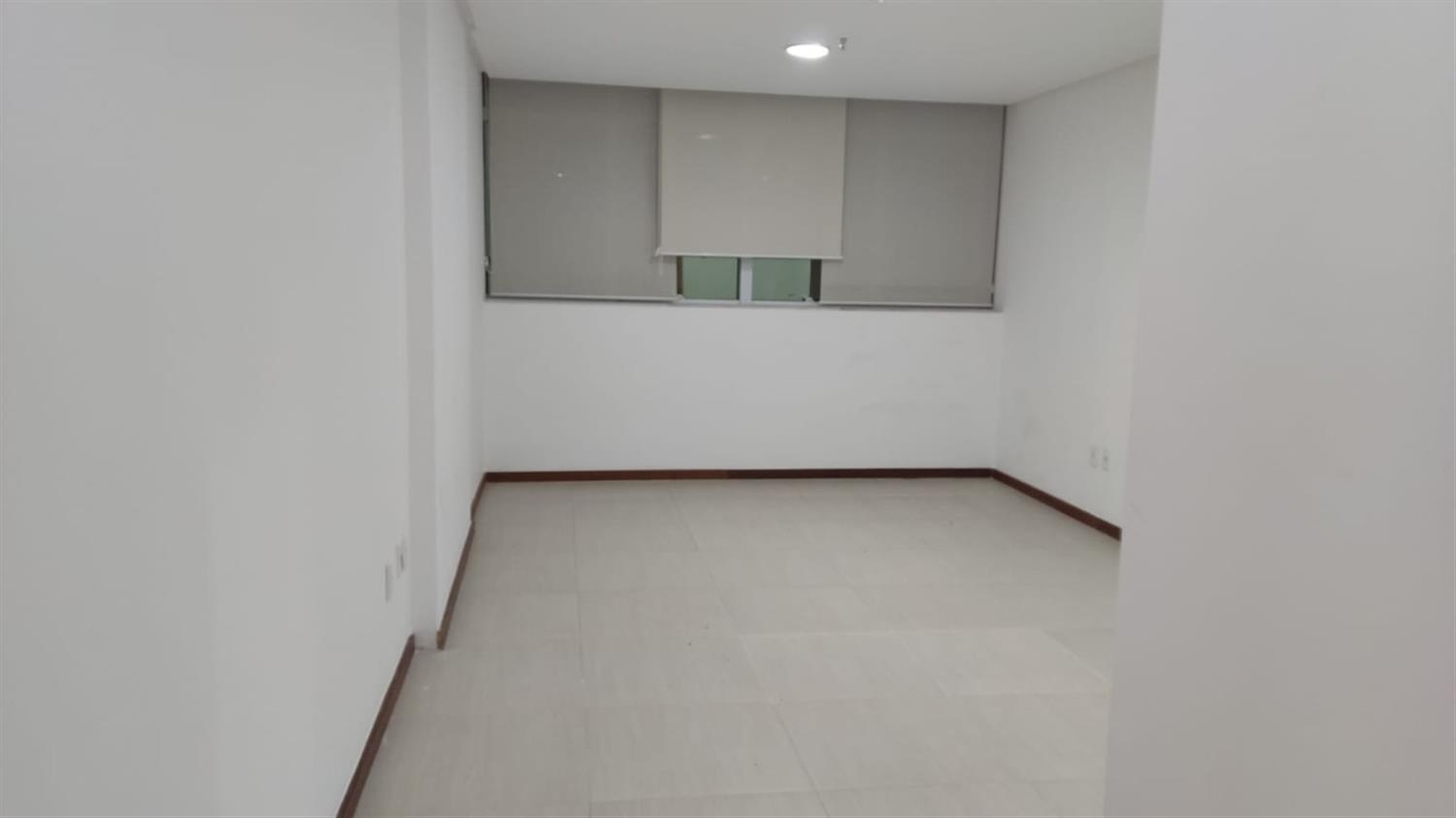 Conjunto Comercial-Sala para alugar, 27m² - Foto 2