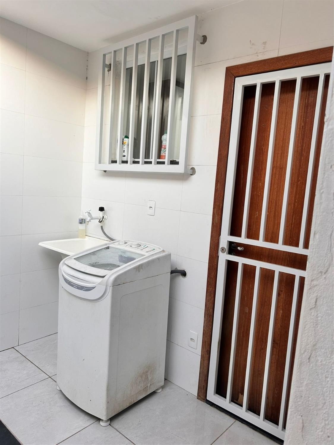 Casa à venda com 2 quartos, 84m² - Foto 7