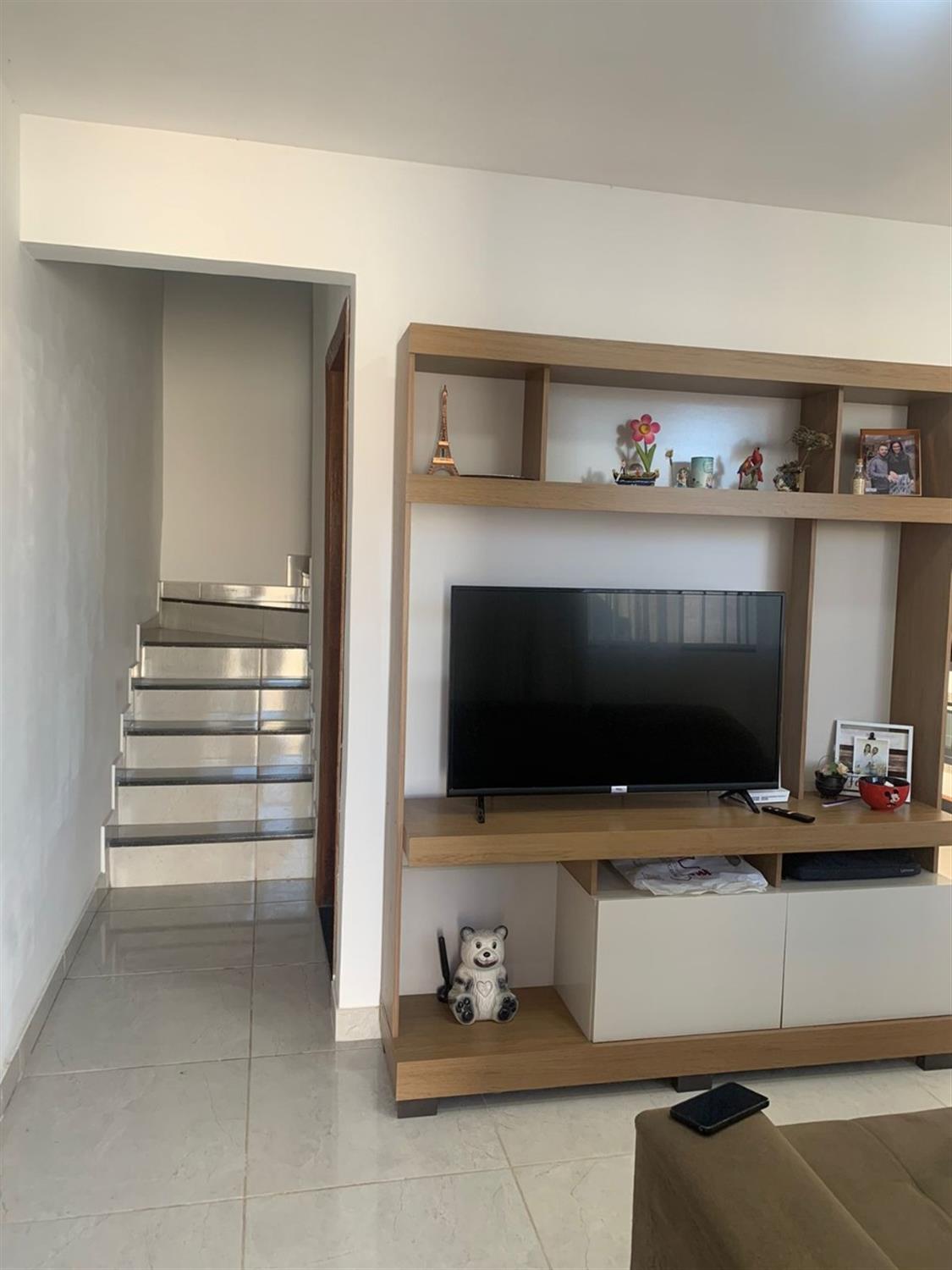 Casa à venda com 2 quartos, 84m² - Foto 3