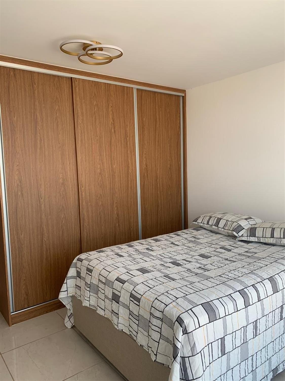 Casa à venda com 2 quartos, 84m² - Foto 11