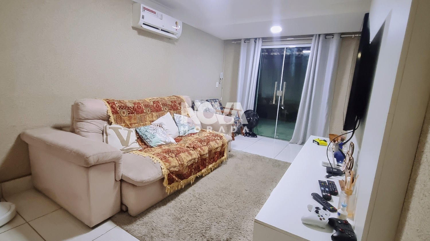Casa à venda com 3 quartos, 144m² - Foto 4
