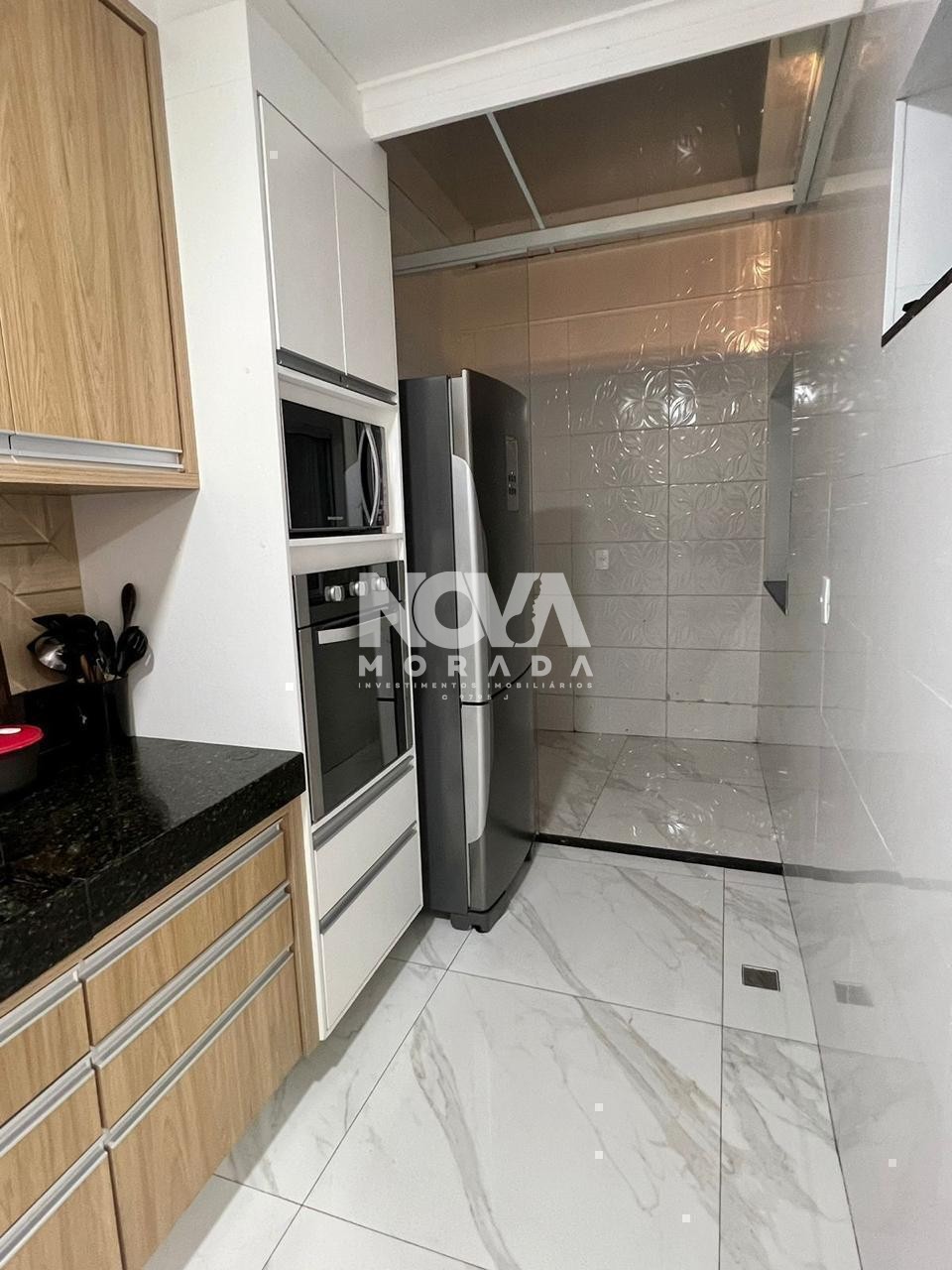 Casa à venda com 4 quartos, 450m² - Foto 11