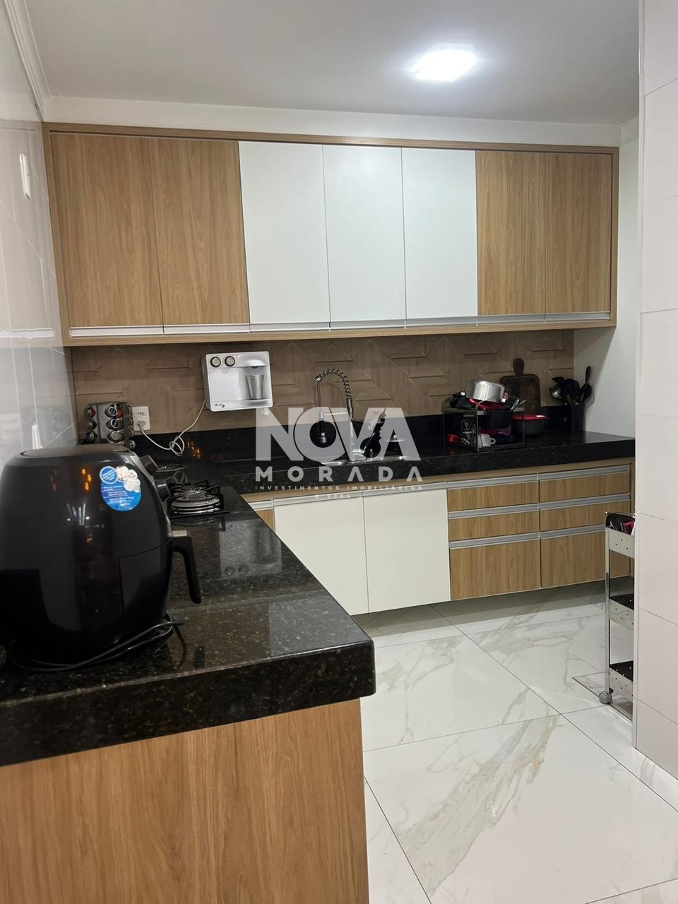 Casa à venda com 4 quartos, 450m² - Foto 10