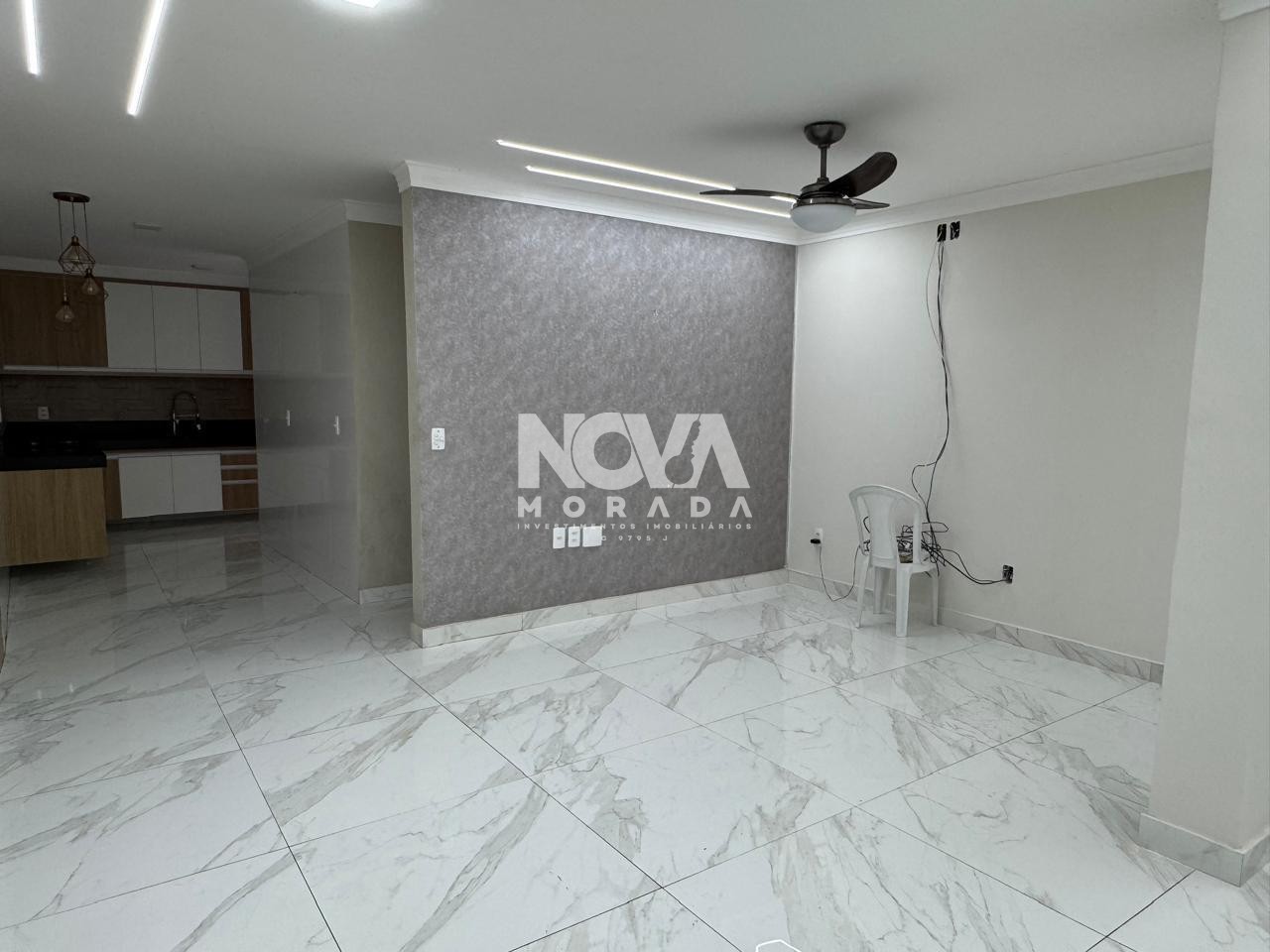 Casa à venda com 4 quartos, 450m² - Foto 8