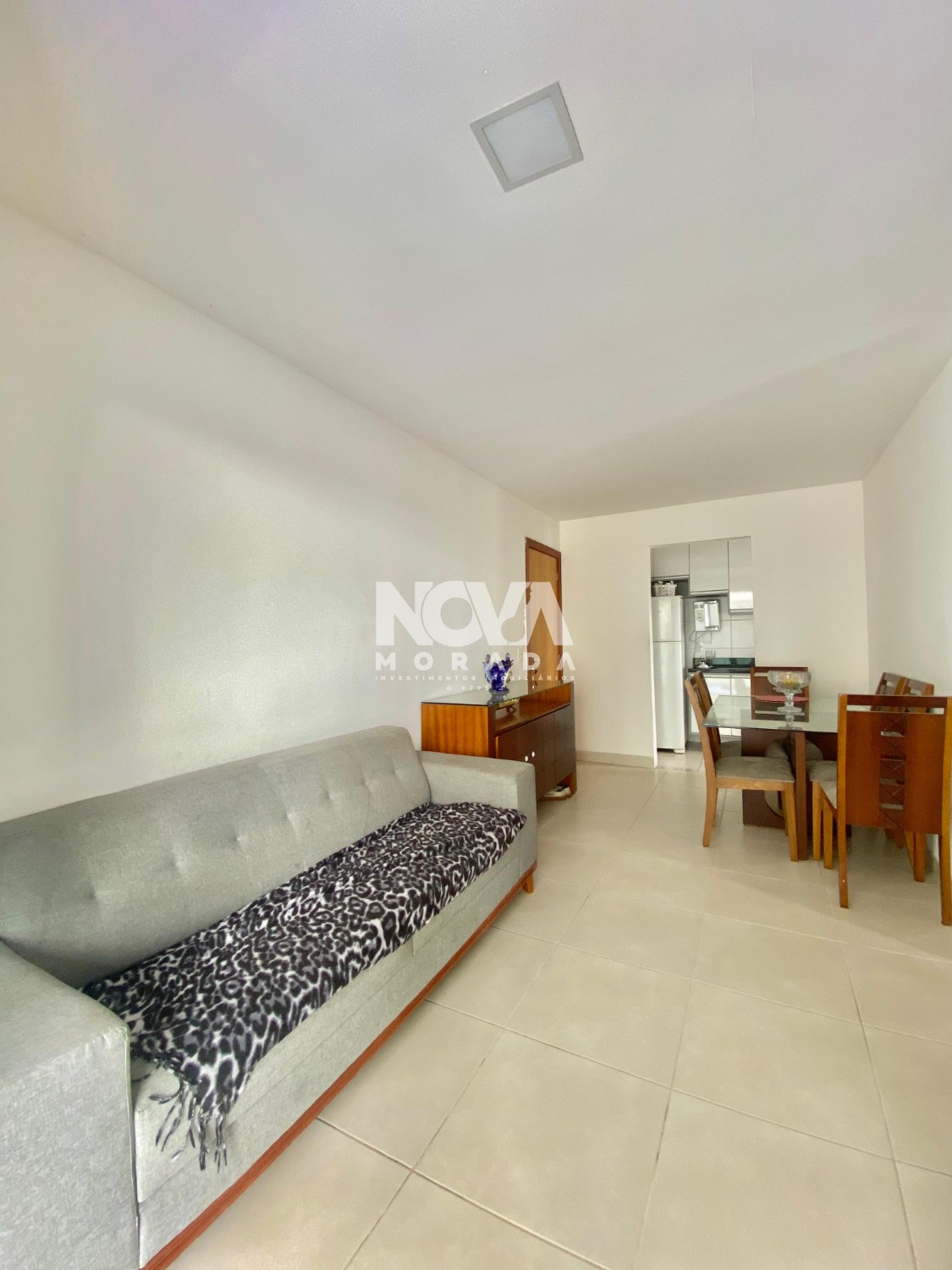 Apartamento à venda com 2 quartos, 65m² - Foto 3