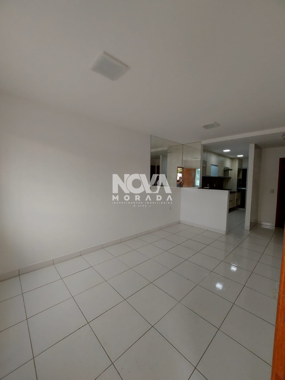 Apartamento à venda com 2 quartos, 65m² - Foto 1