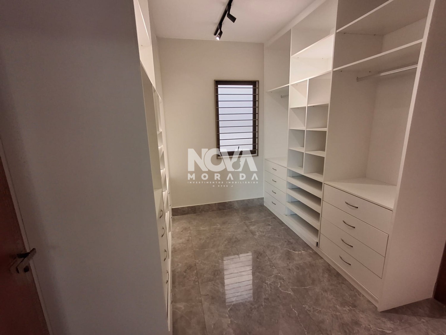 Casa, 4 quartos, 220 m² - Foto 12