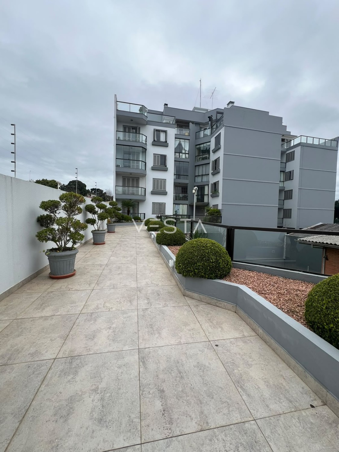 Apartamento Mobiliado à Venda em Caxias do Sul