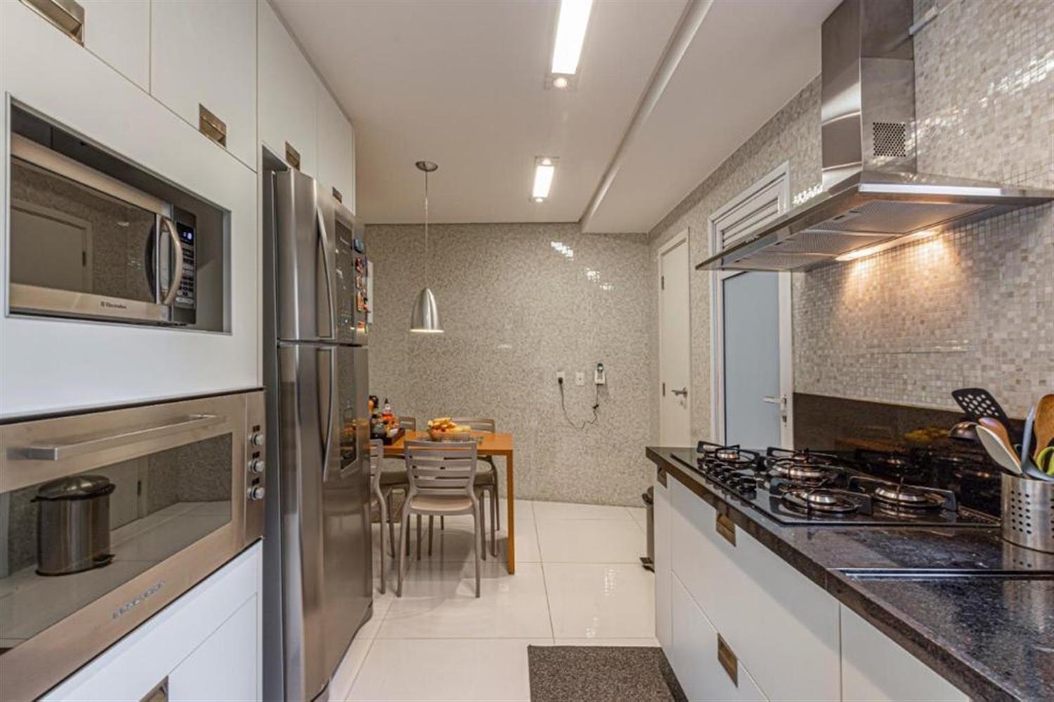 Apartamento, 4 quartos, 240 m² - Foto 25