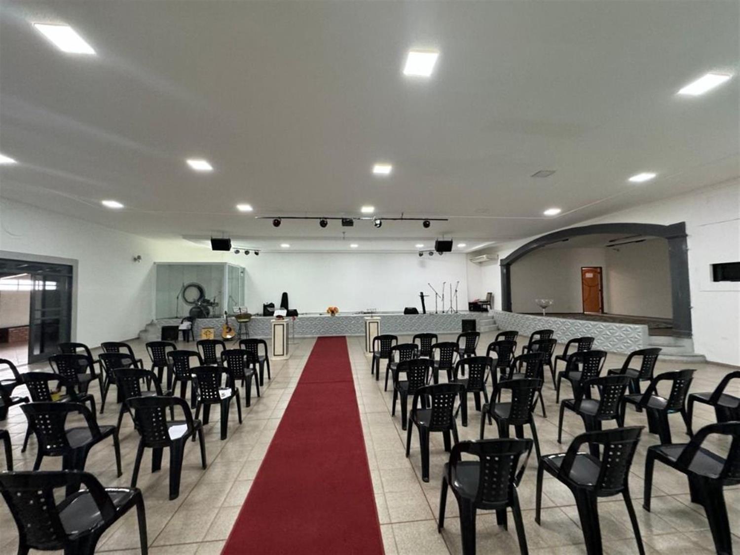 Sala-Conjunto, 2500 m² - Foto 2