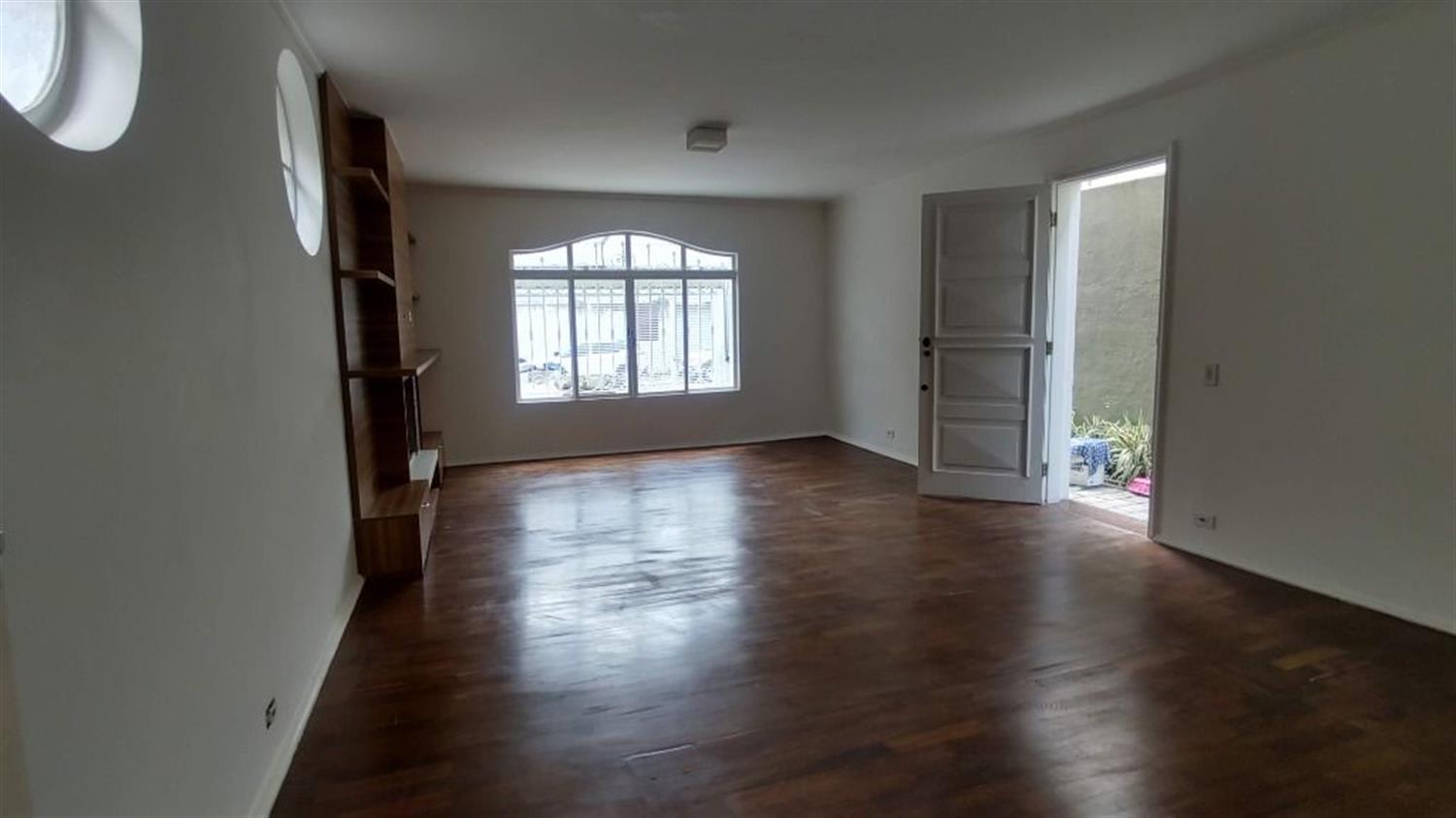 Casa, 3 quartos, 195 m² - Foto 1