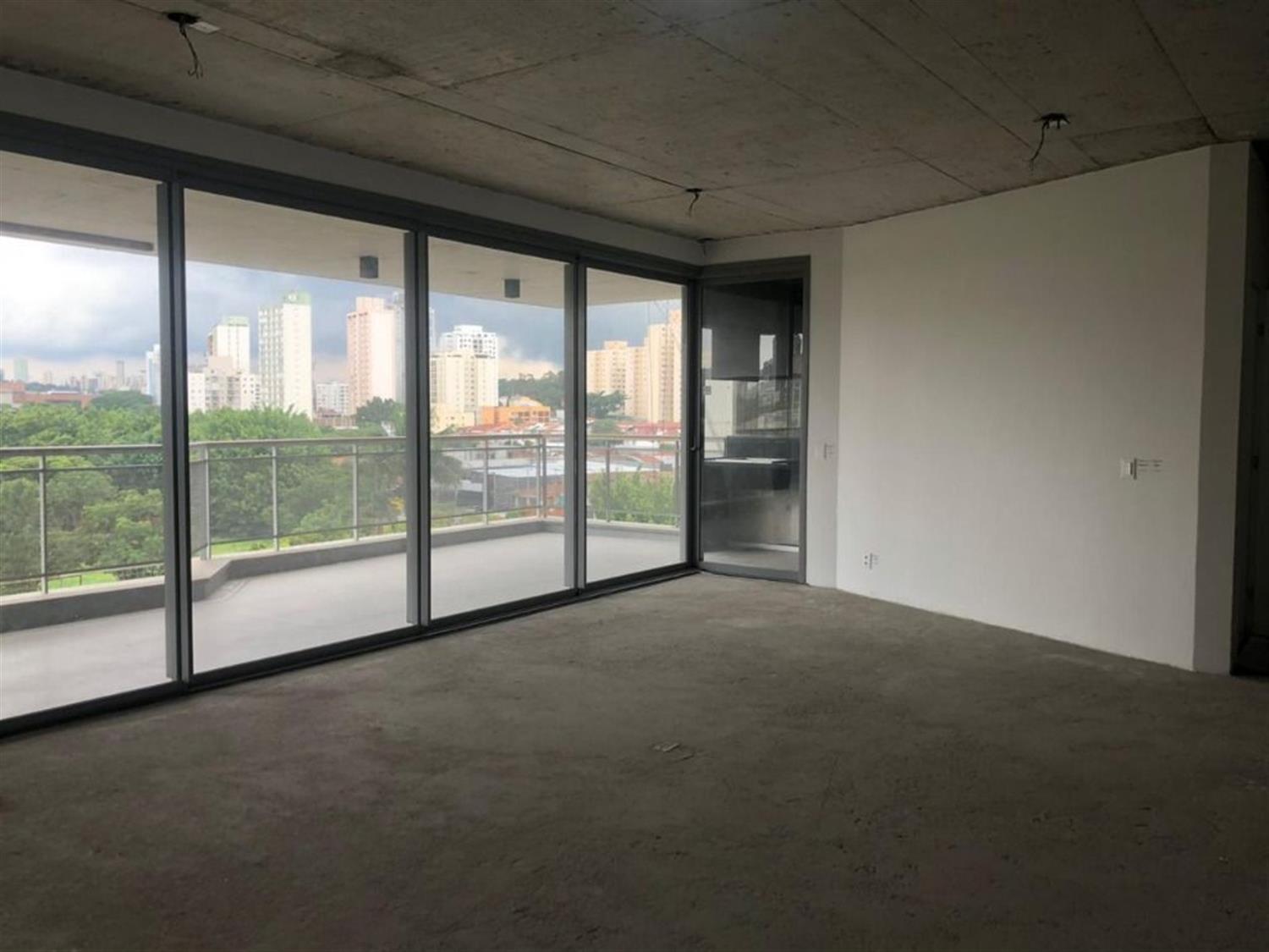 Apartamento, 3 quartos, 197 m² - Foto 1