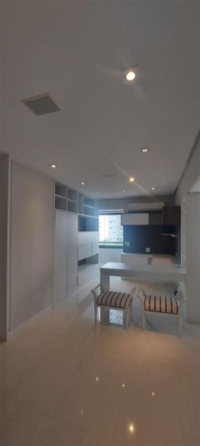 Apartamento, 3 quartos, 260 m² - Foto 5