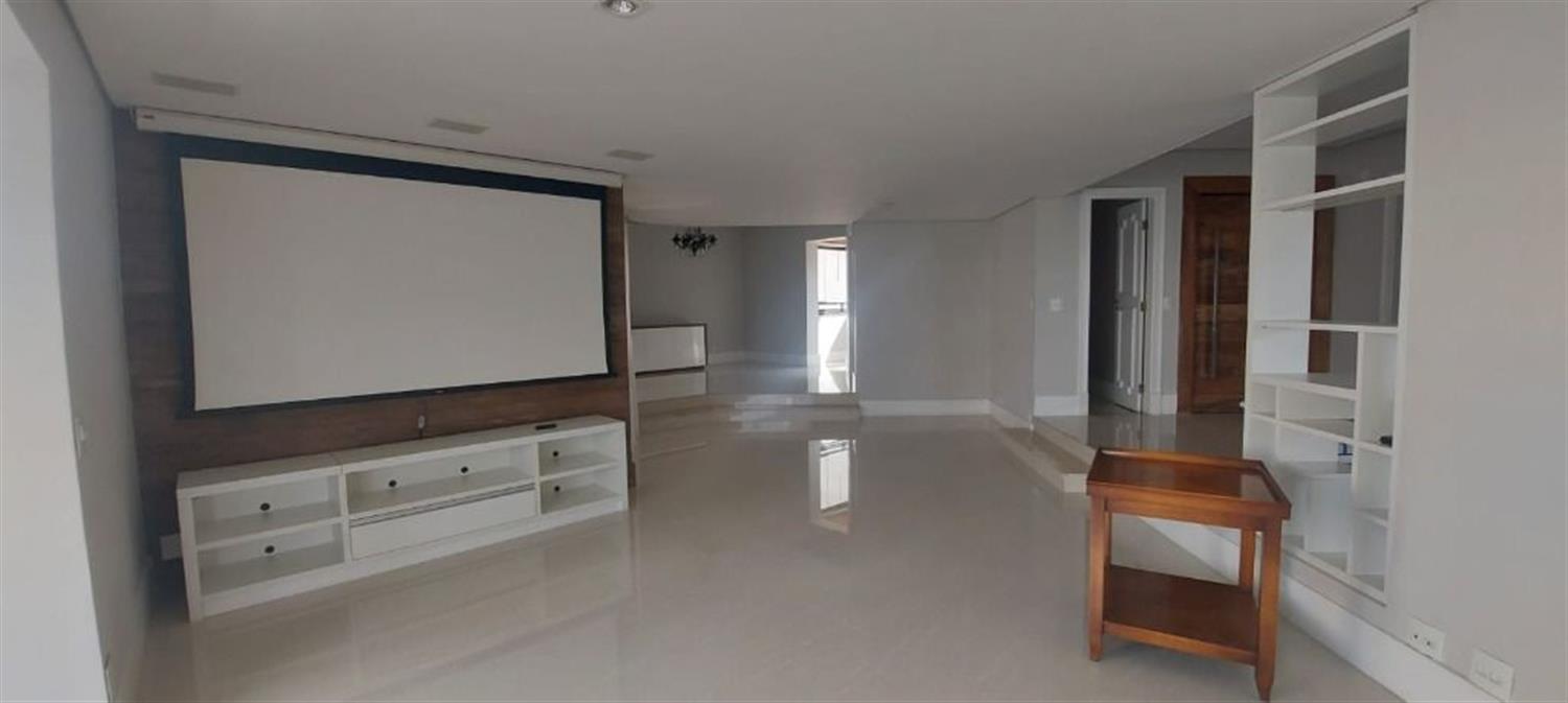 Apartamento, 3 quartos, 260 m² - Foto 1