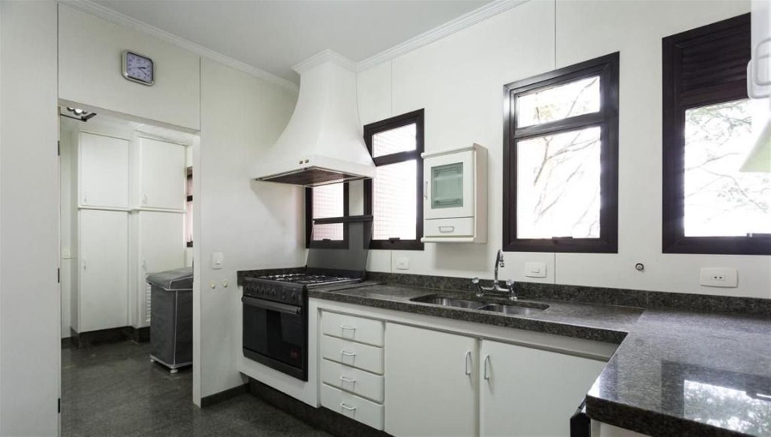 Apartamento, 4 quartos, 235 m² - Foto 12