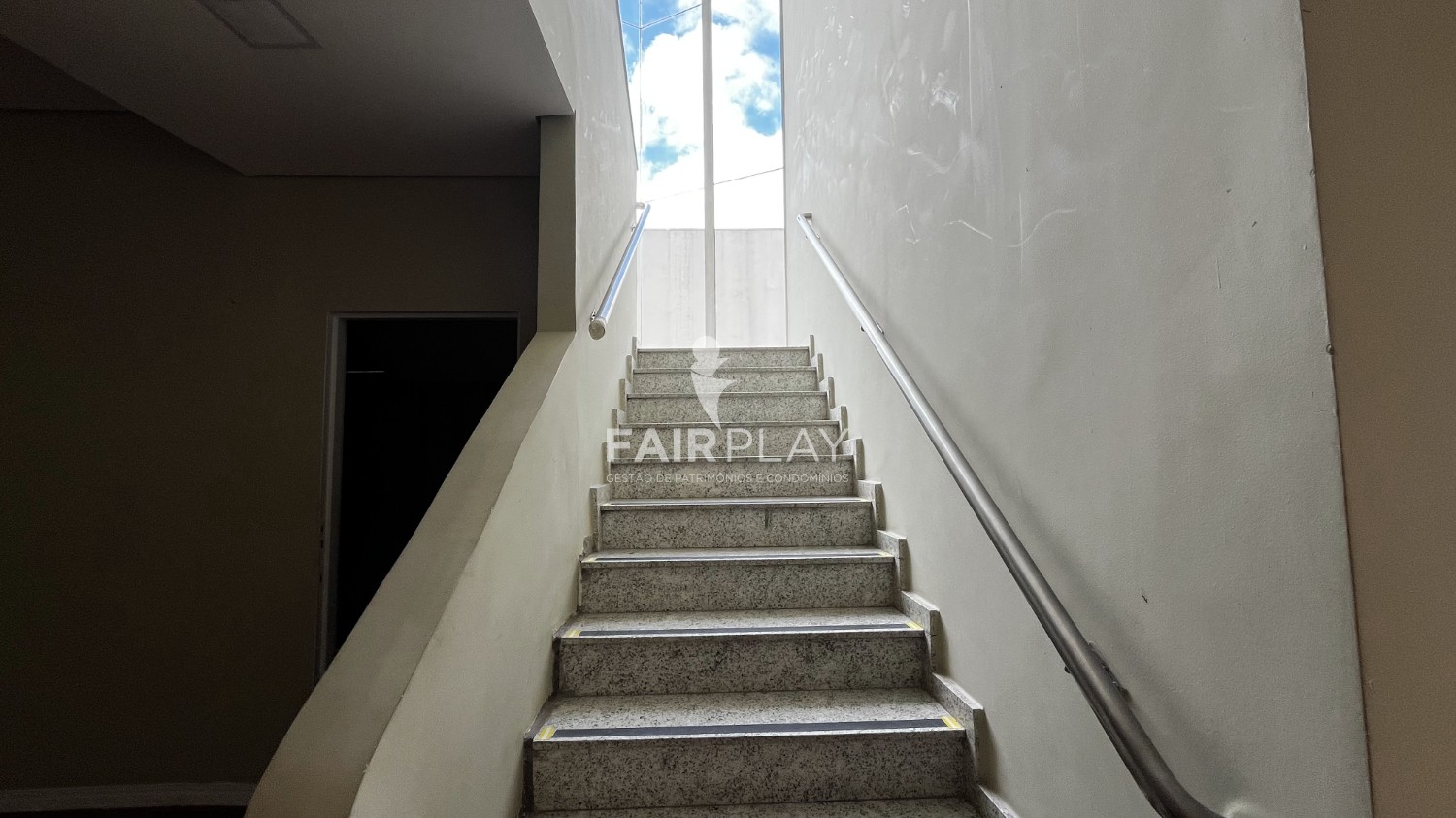 Loja-Salão, 300 m² - Foto 3