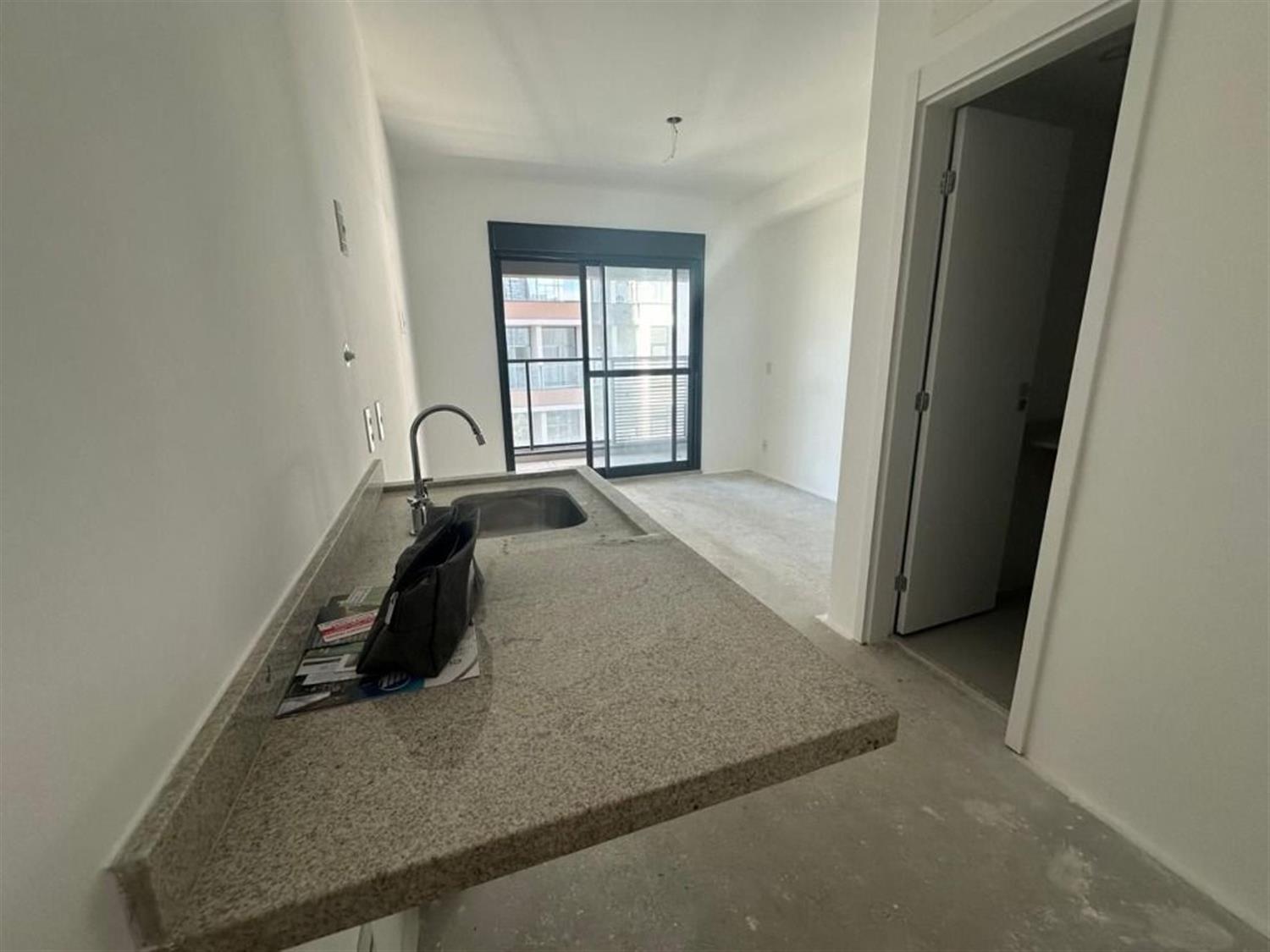 Apartamento, 1 quarto, 29 m² - Foto 2