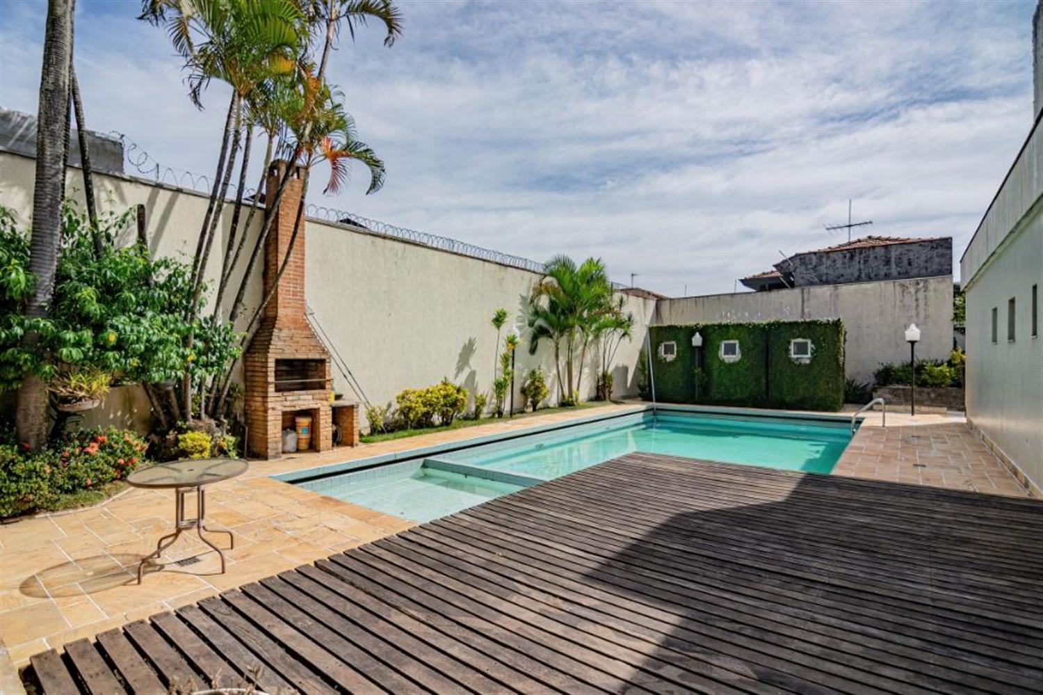 Casa, 3 quartos, 380 m² - Foto 1