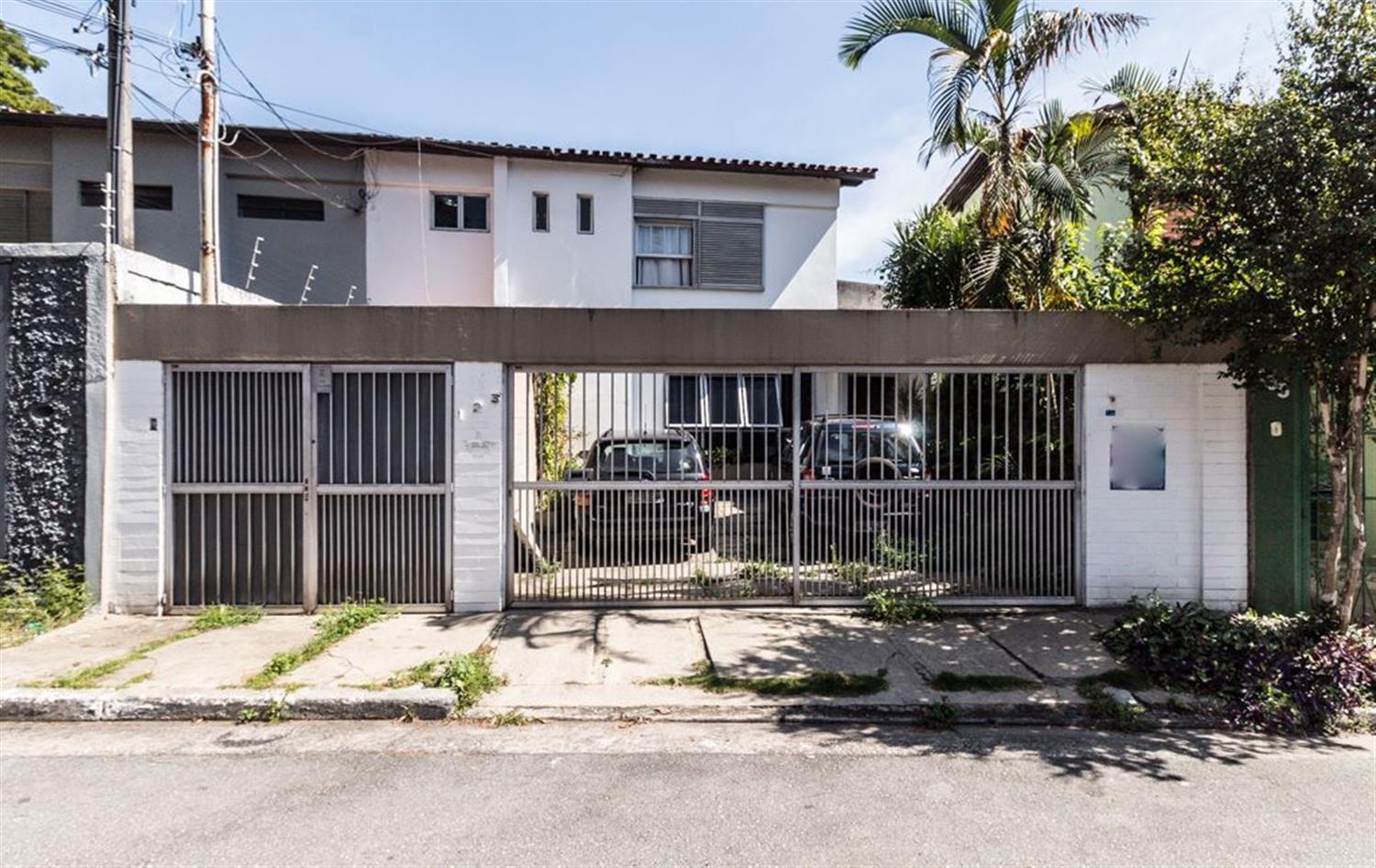 Casa, 4 quartos, 180 m² - Foto 1