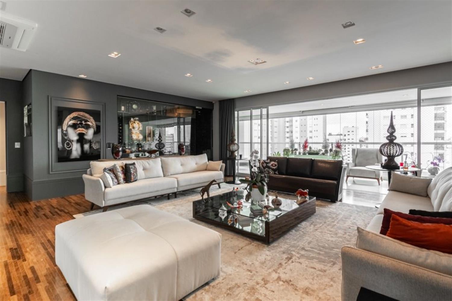 Apartamento, 4 quartos, 385 m² - Foto 1
