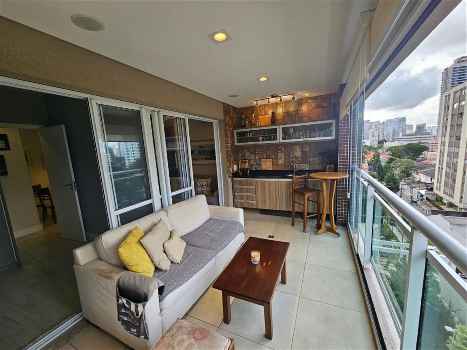 Apartamento, 2 quartos, 72 m² - Foto 2