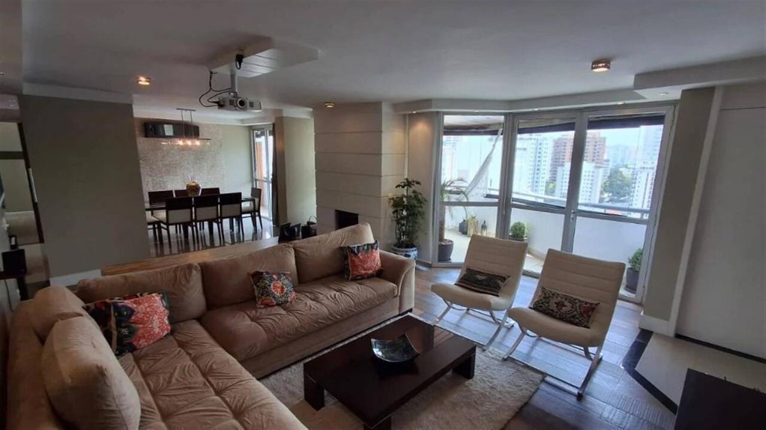 Apartamento, 3 quartos, 160 m² - Foto 2