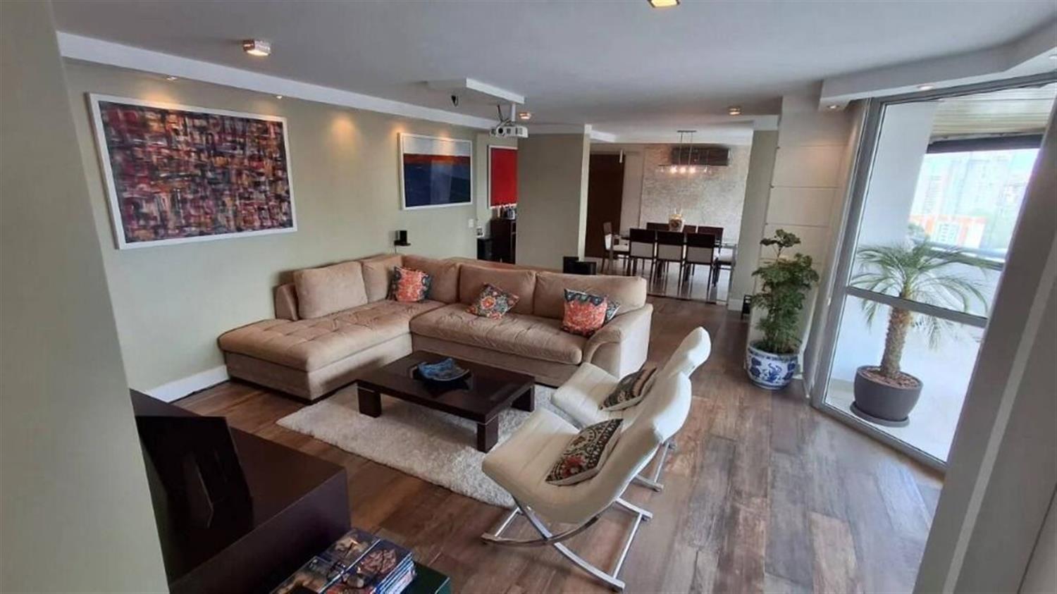 Apartamento, 3 quartos, 160 m² - Foto 1
