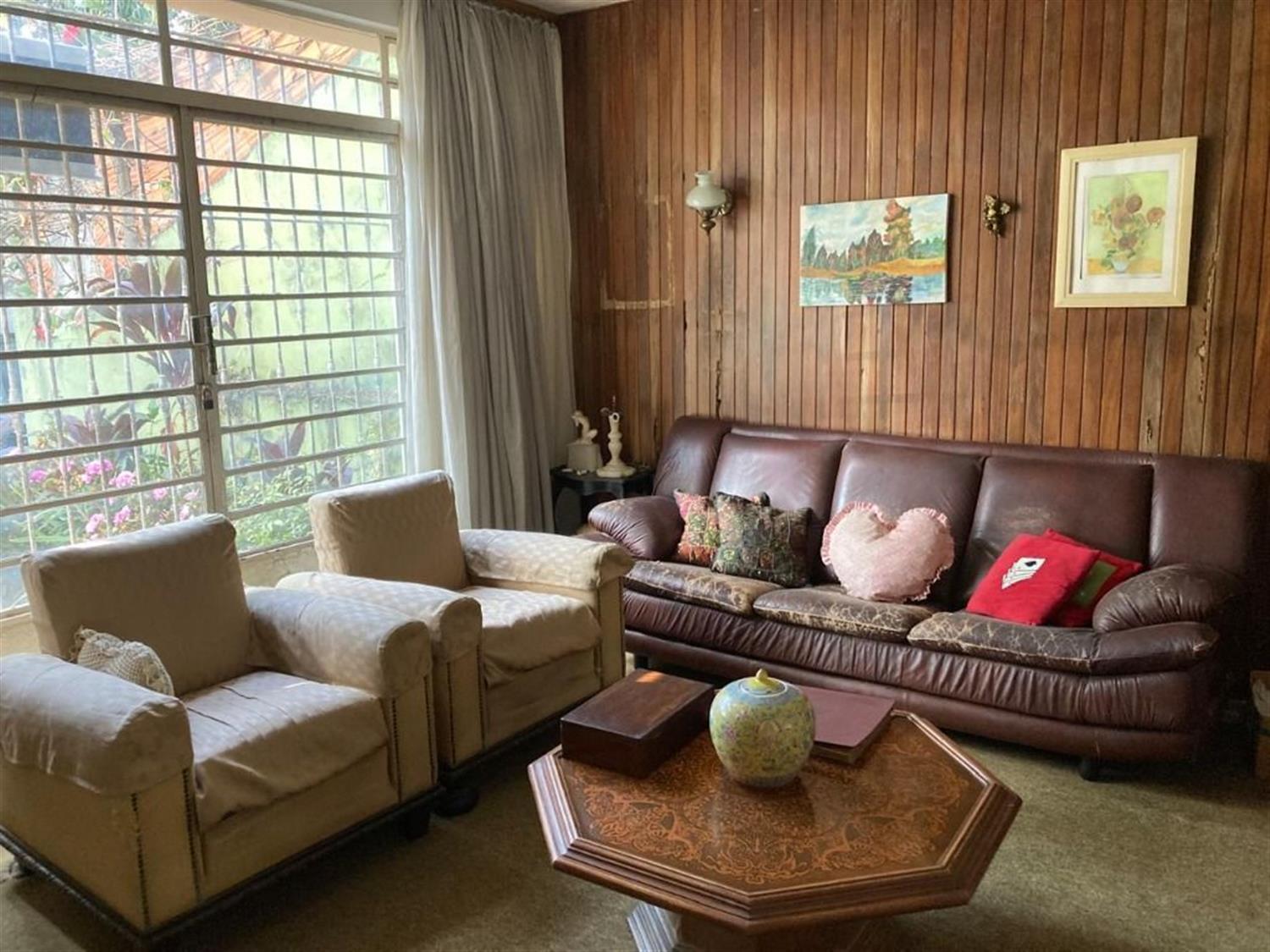 Casa, 4 quartos, 235 m² - Foto 2