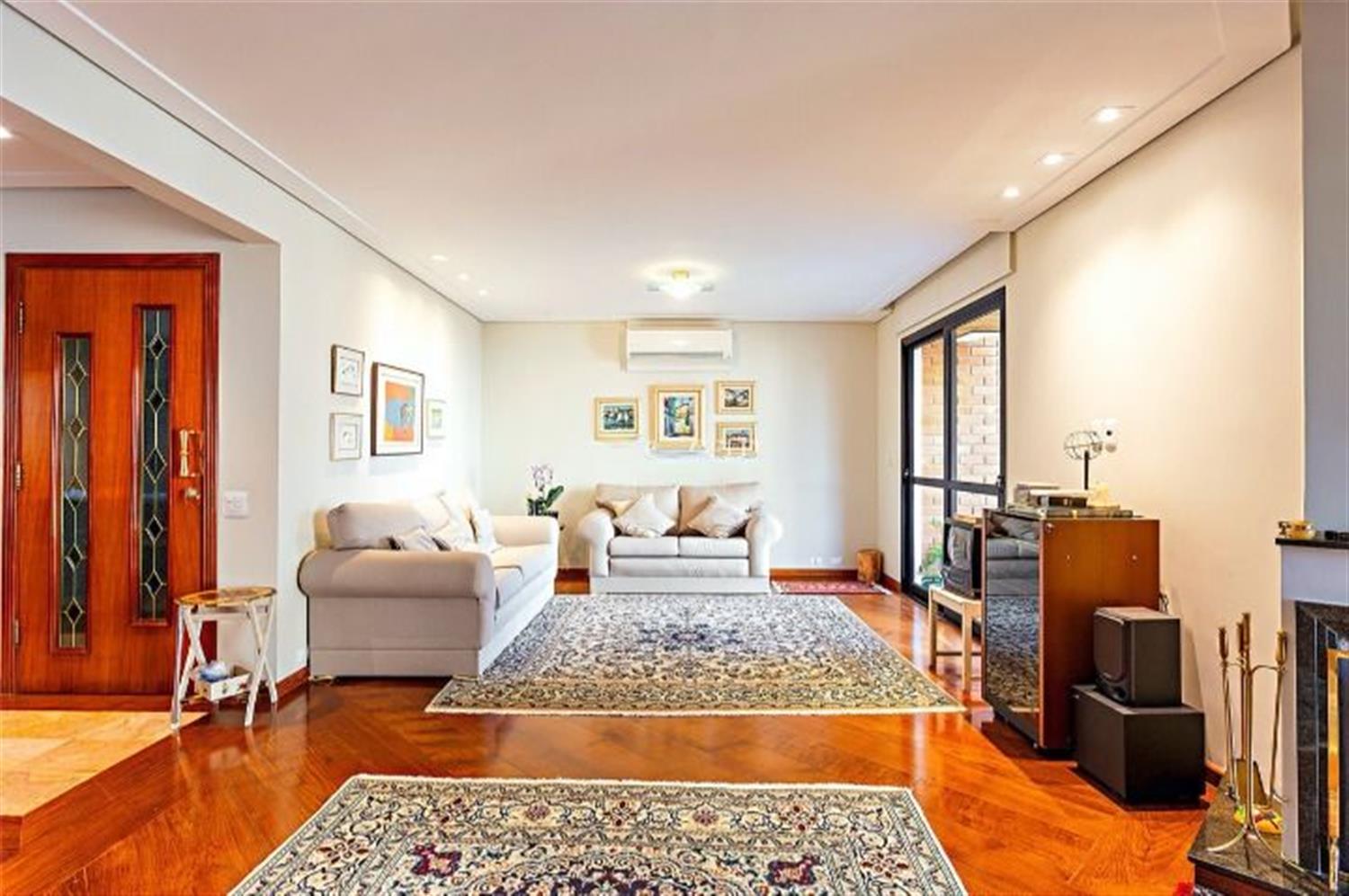 Apartamento, 4 quartos, 217 m² - Foto 2