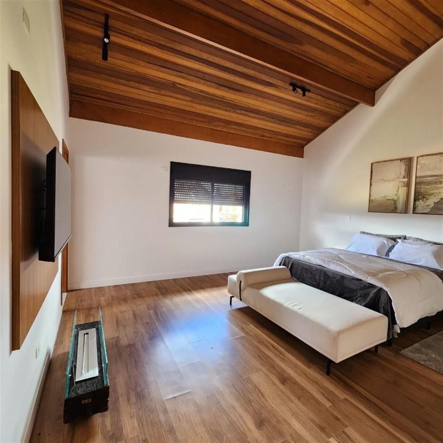 Casa, 4 quartos, 230 m² - Foto 10