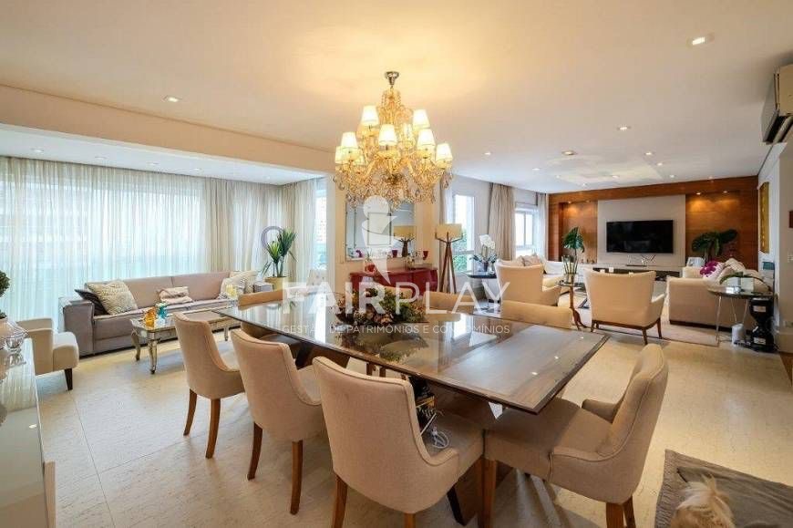 Apartamento, 3 quartos, 210 m² - Foto 1