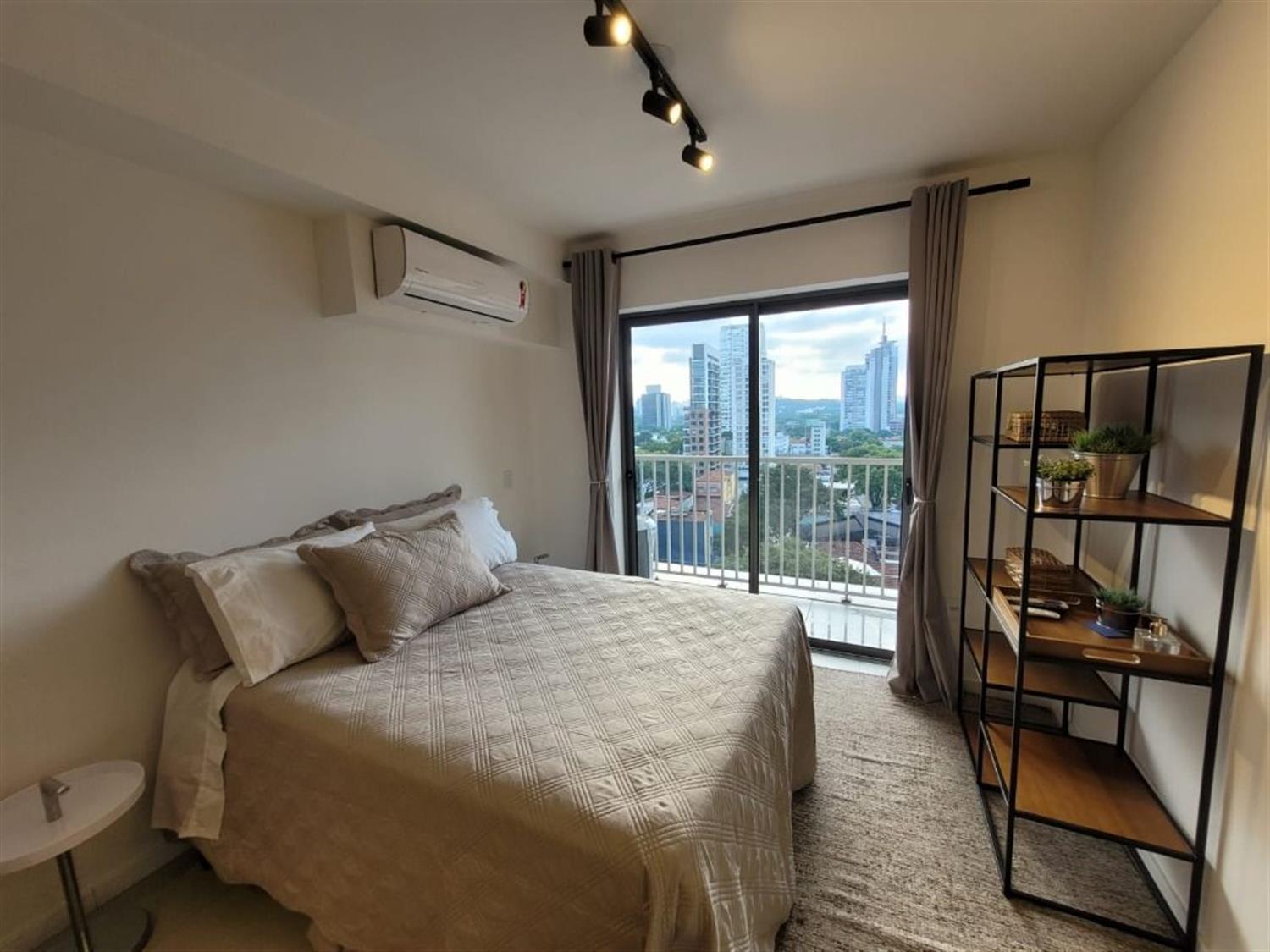 Apartamento, 1 quarto, 27 m² - Foto 2