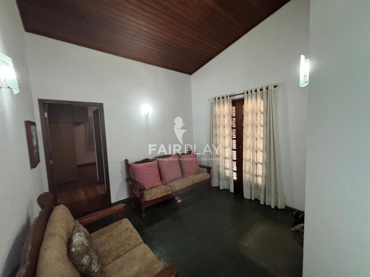 Casa, 4 quartos, 340 m² - Foto 19