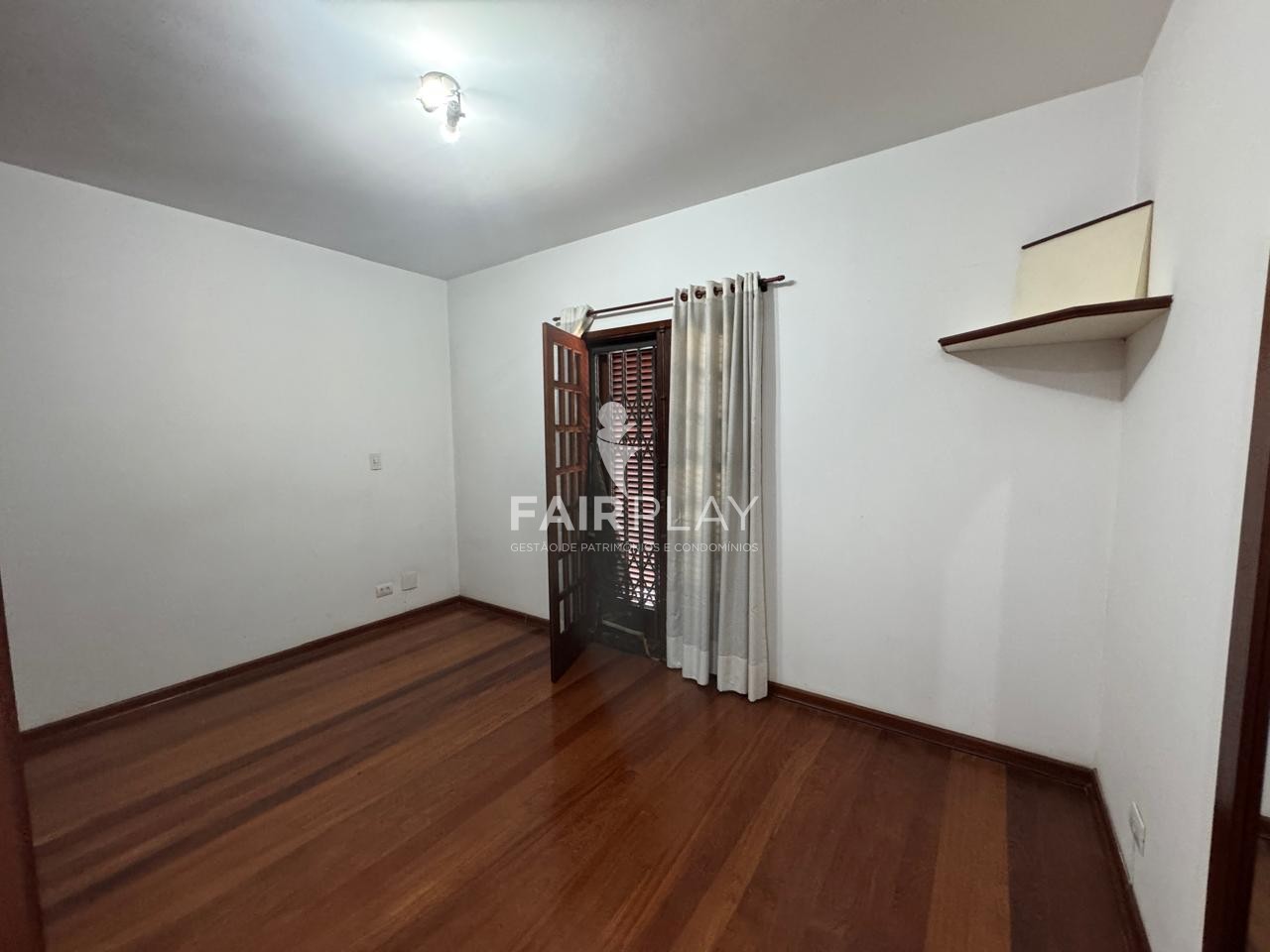 Casa, 4 quartos, 340 m² - Foto 21