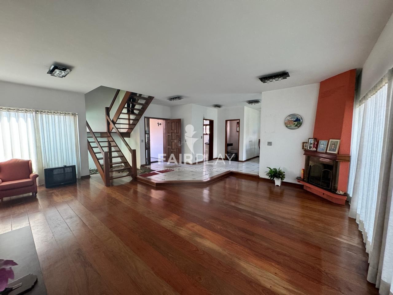 Casa, 4 quartos, 340 m² - Foto 5