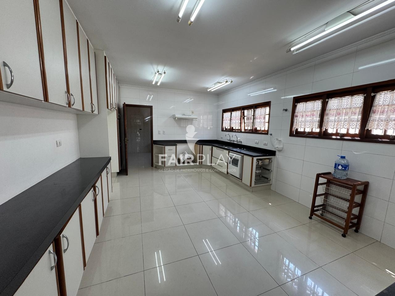 Casa, 4 quartos, 340 m² - Foto 26