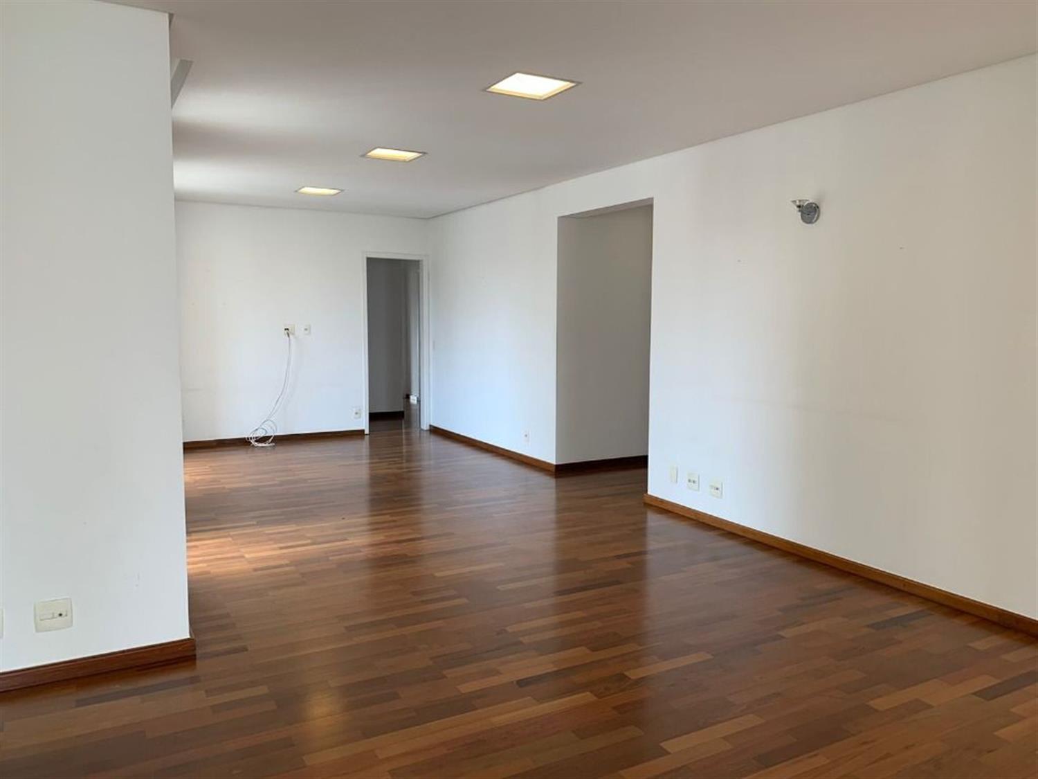 Apartamento, 4 quartos, 234 m² - Foto 1