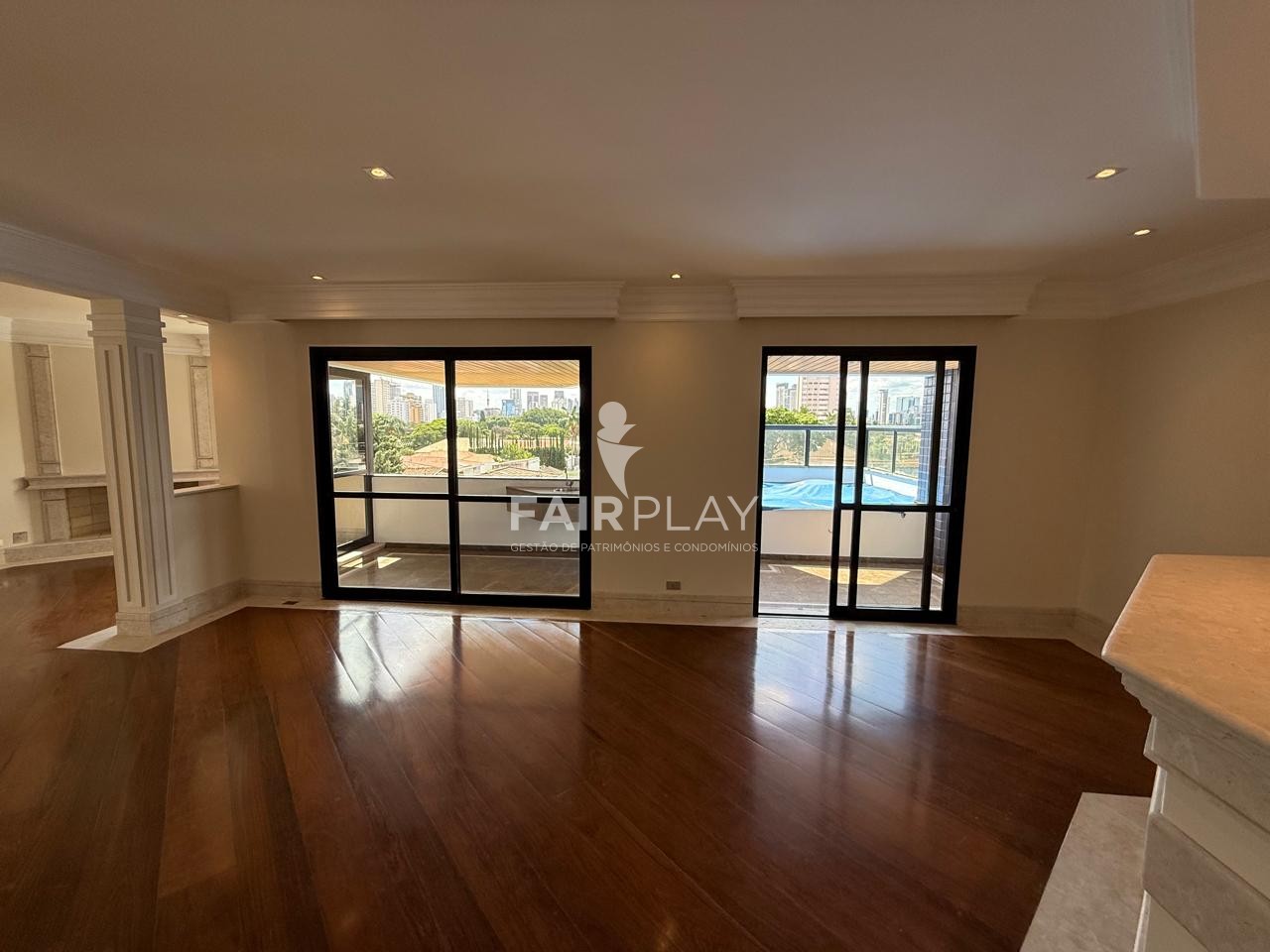 Apartamento, 3 quartos, 216 m² - Foto 3