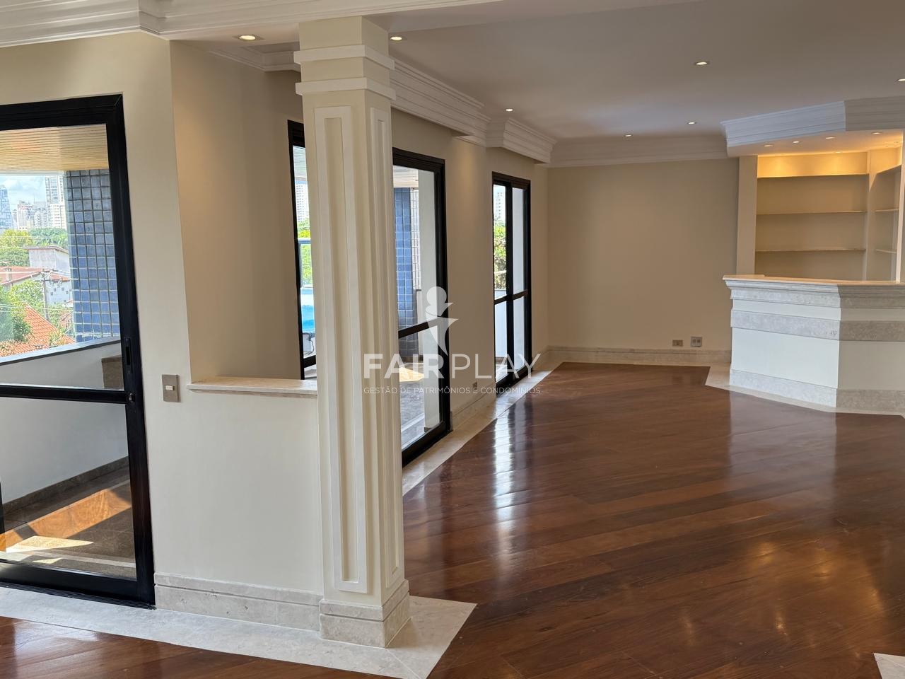 Apartamento, 3 quartos, 216 m² - Foto 4